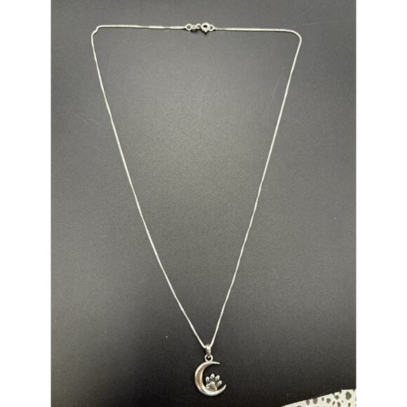 18" New Condition Sterling Silver Paw Print Moon Pendant Necklace 925 - Picture 2 of 11